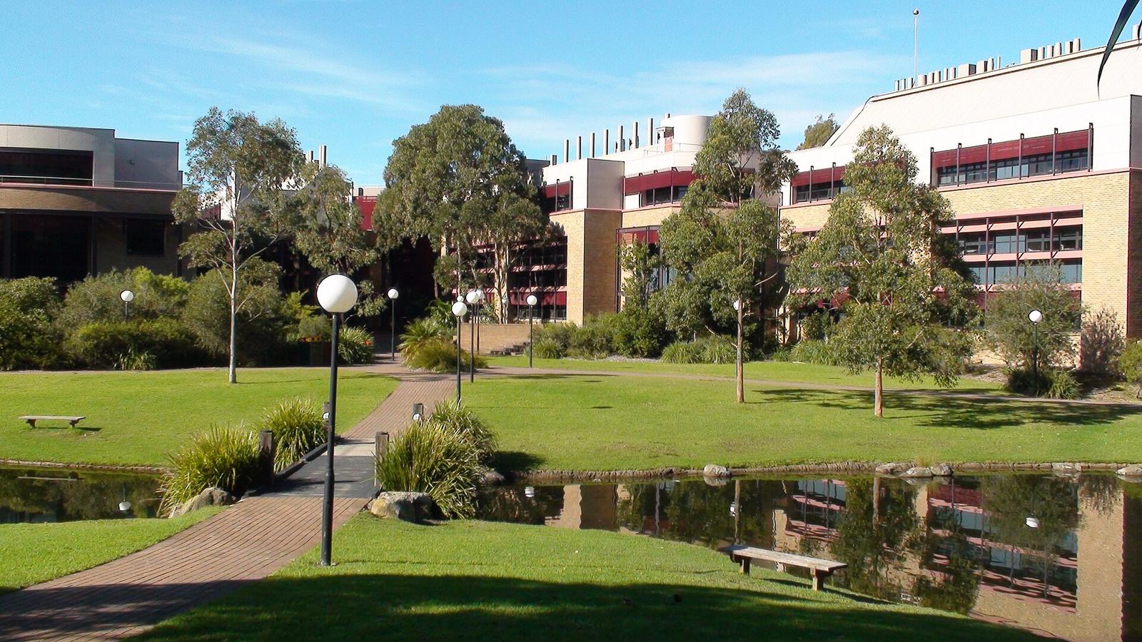 Uni of Wollongong Science buildings