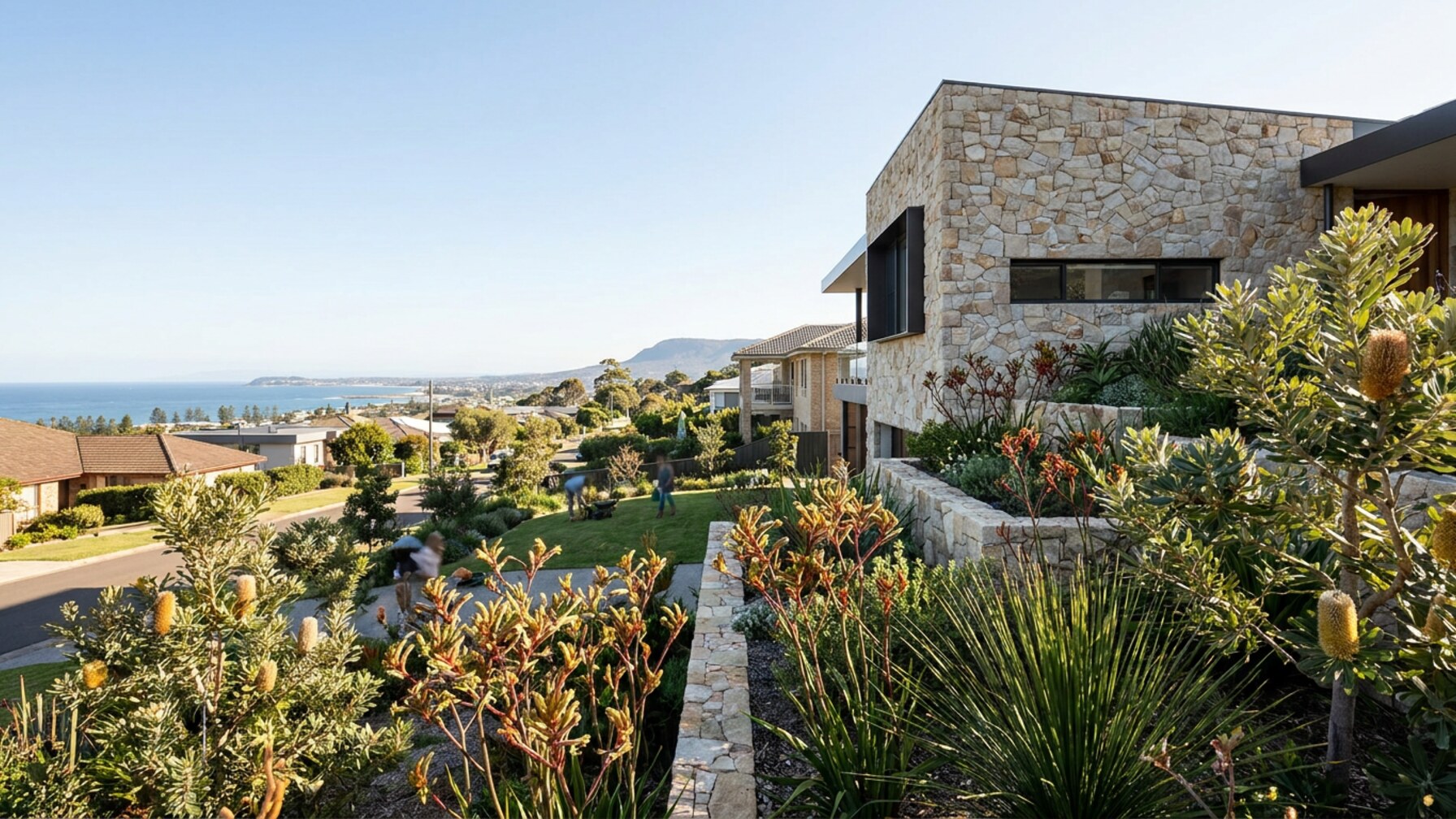 Wollongong Renovation Inspiration: Art Deco Beach Homes and Prefab Energy-Smart Designs